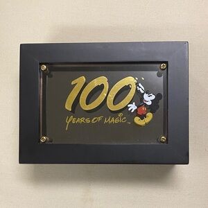 Black and Gold Men's  watch and Accessory Box